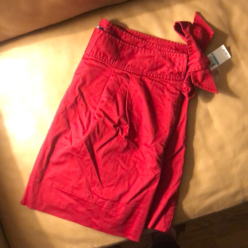 Red Vinyard Vines skirt